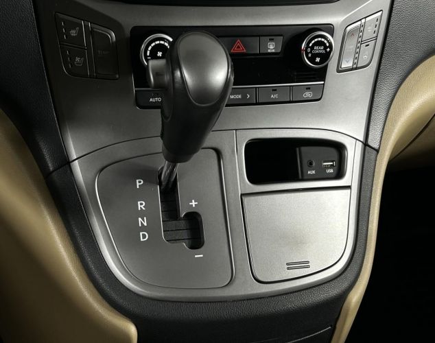 Hyundai H-1  Business
