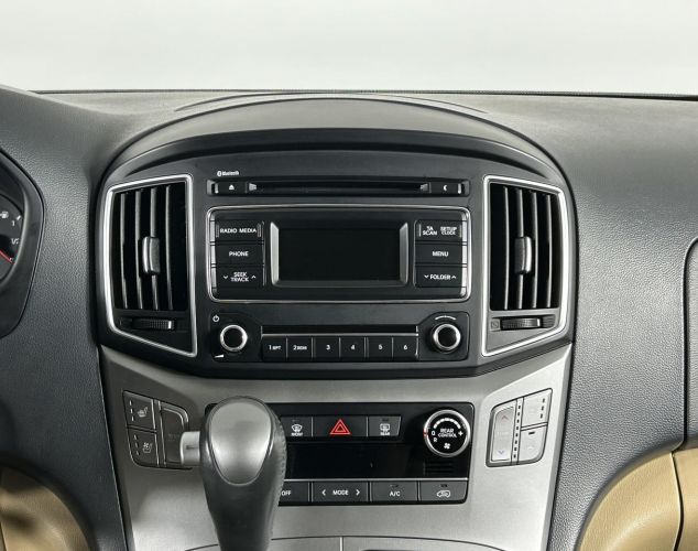 Hyundai H-1  Business