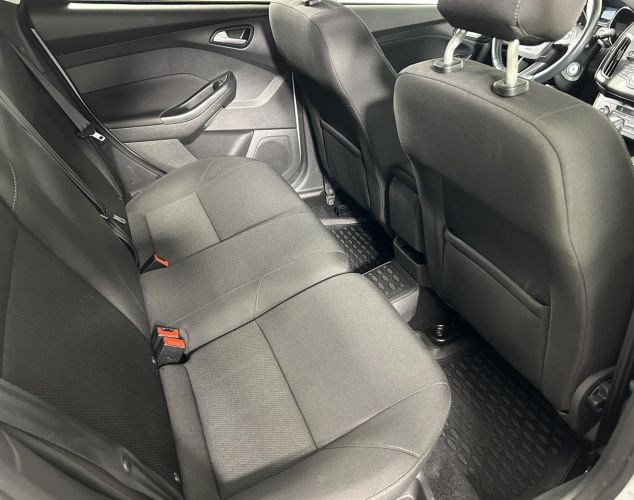 Ford Focus  Ambiente