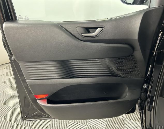 Hyundai Staria  Business