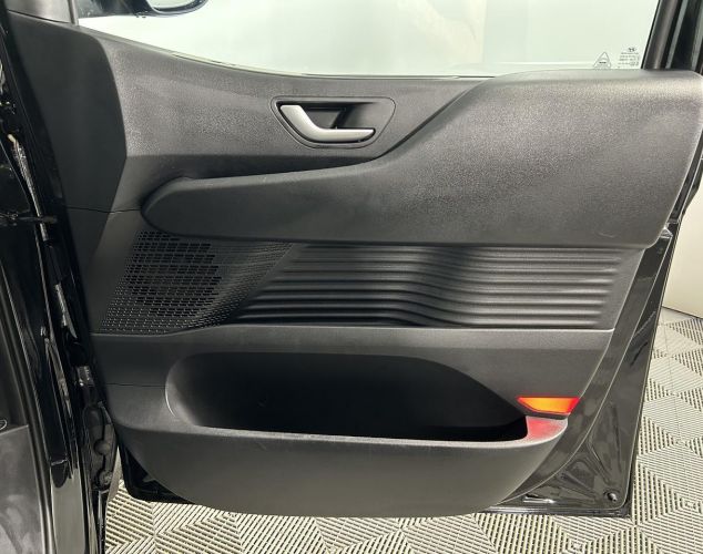 Hyundai Staria  Business