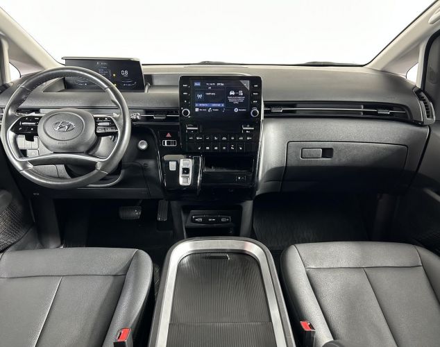 Hyundai Staria  Business