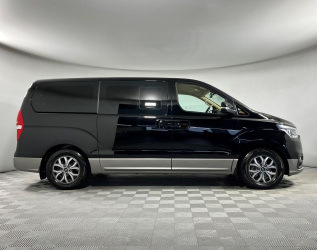 Hyundai H-1  