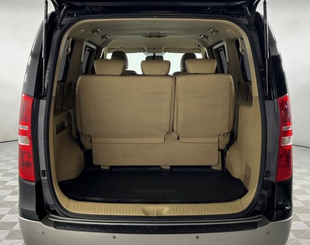 Hyundai H-1  