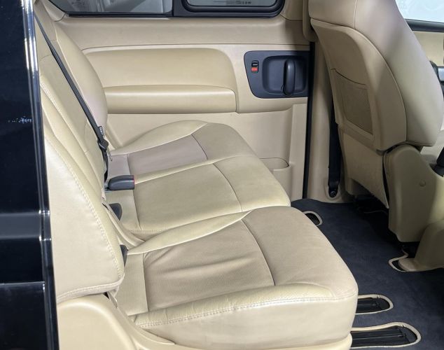 Hyundai H-1  