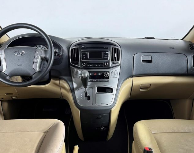 Hyundai H-1  