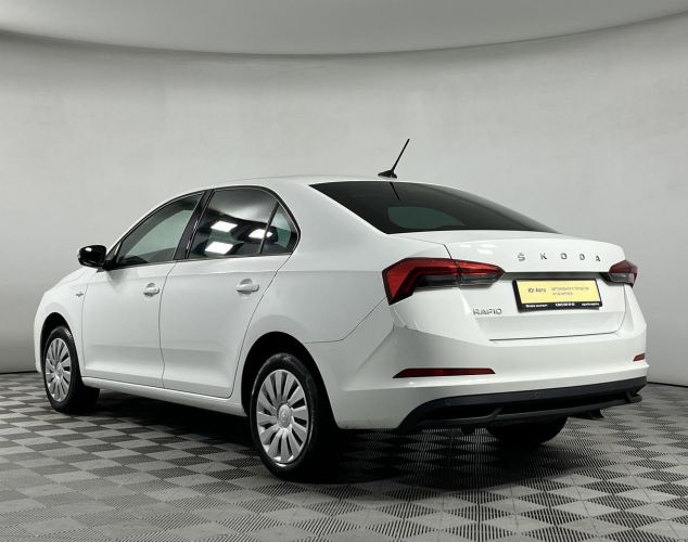 ŠKODA Rapid  Entry