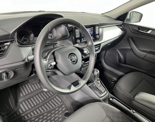 ŠKODA Rapid  Entry
