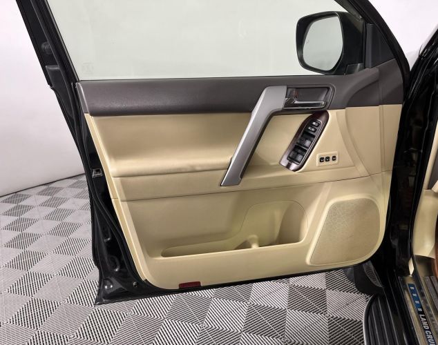 Toyota Land Cruiser Prado  Престиж