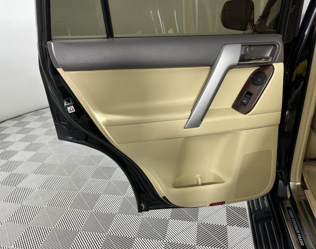 Toyota Land Cruiser Prado  Престиж