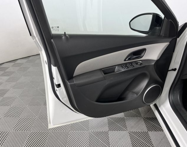 Chevrolet NAV Cruze  