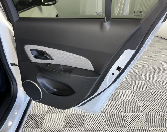 Chevrolet NAV Cruze  