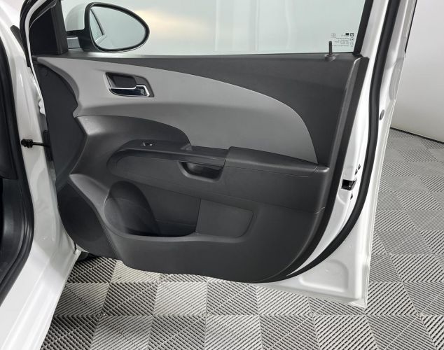 Chevrolet NAV Aveo  LS