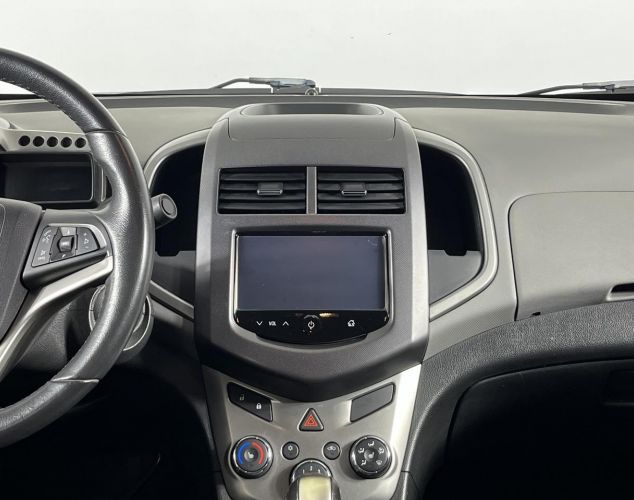 Chevrolet NAV Aveo  LS