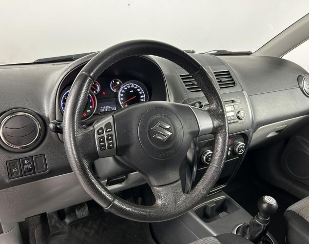 Suzuki SX4  GL