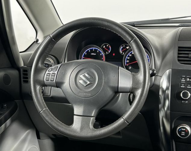 Suzuki SX4  GL