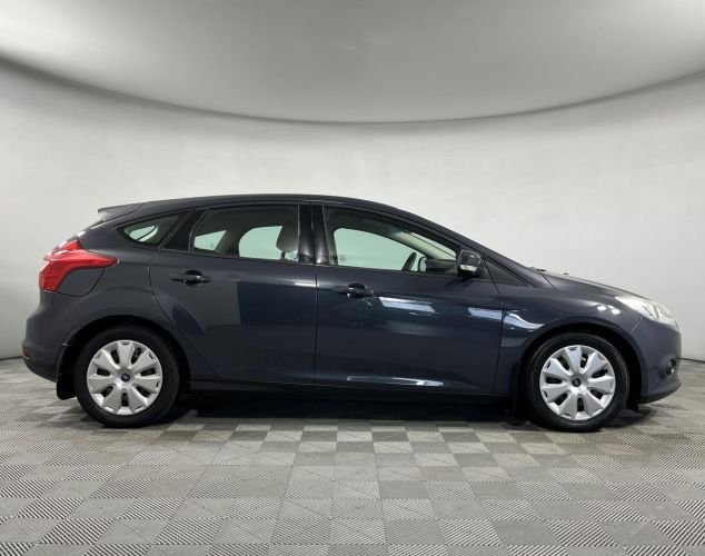 Ford Focus  Ambiente