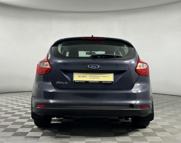 Ford Focus  Ambiente