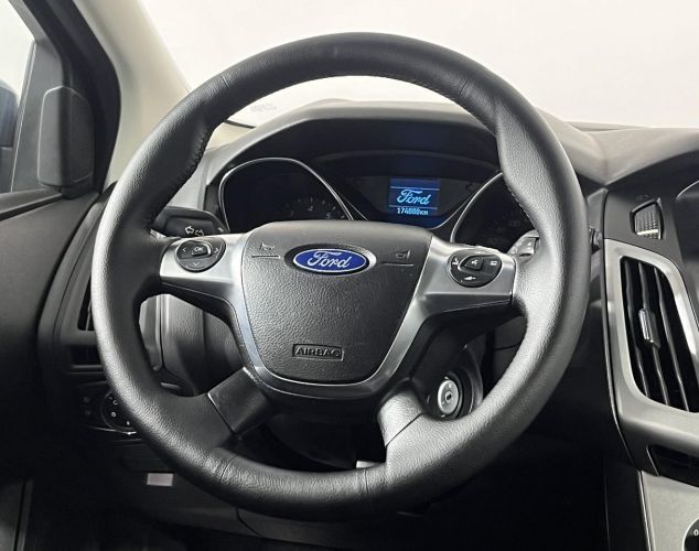 Ford Focus  Ambiente