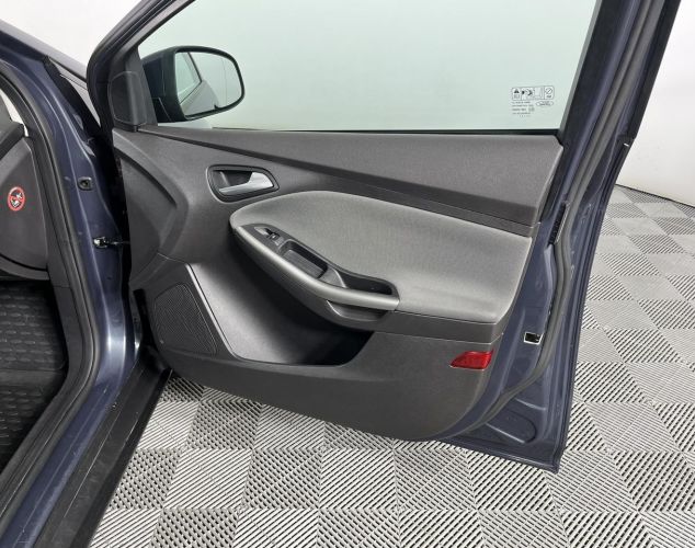 Ford Focus  Ambiente