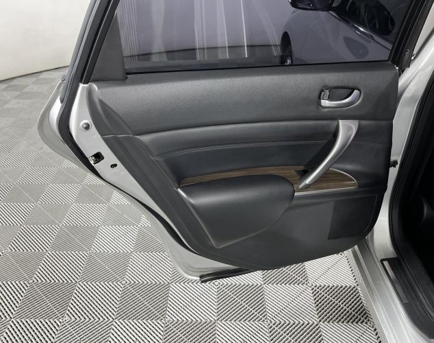 Nissan Teana  Elegance+