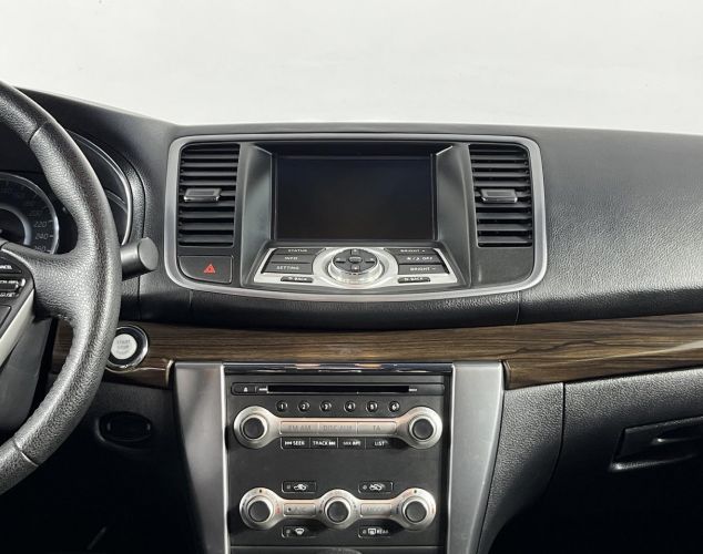 Nissan Teana  Elegance+