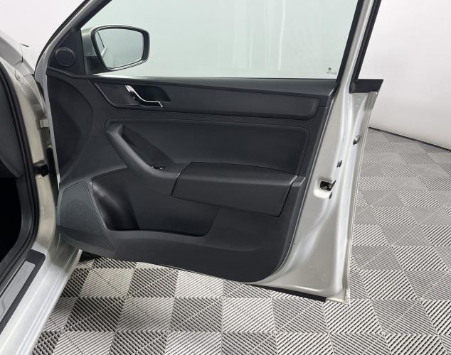 SKODA Rapid  Ambition