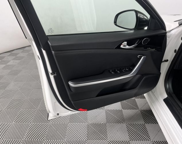 Kia Stinger  Luxe