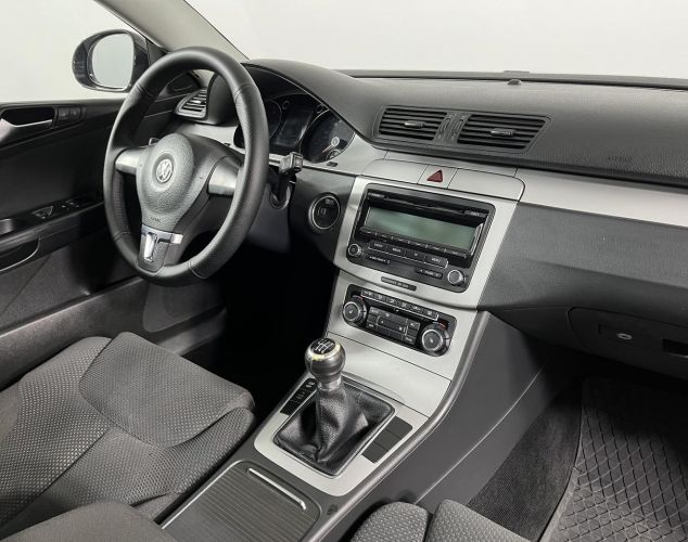 Volkswagen Passat  Comfortline