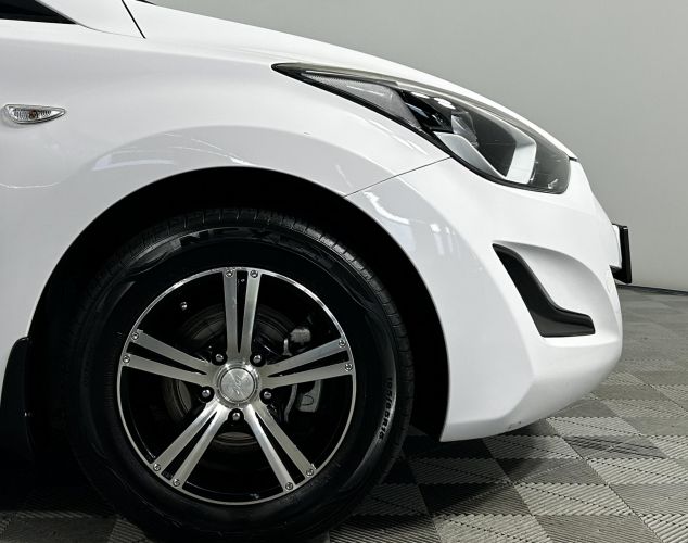 Hyundai Elantra  