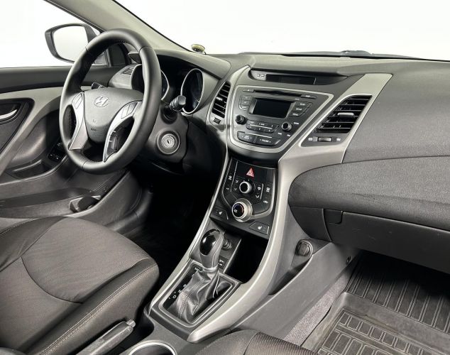 Hyundai Elantra  