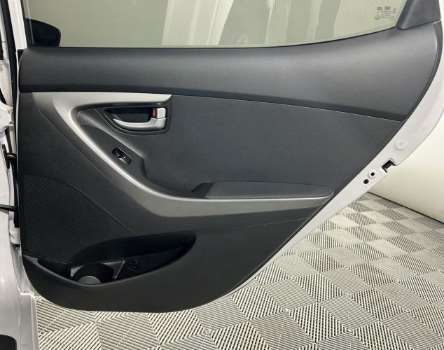 Hyundai Elantra  