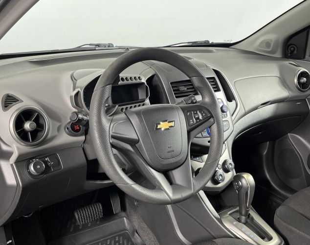 Chevrolet NAV Aveo  LT