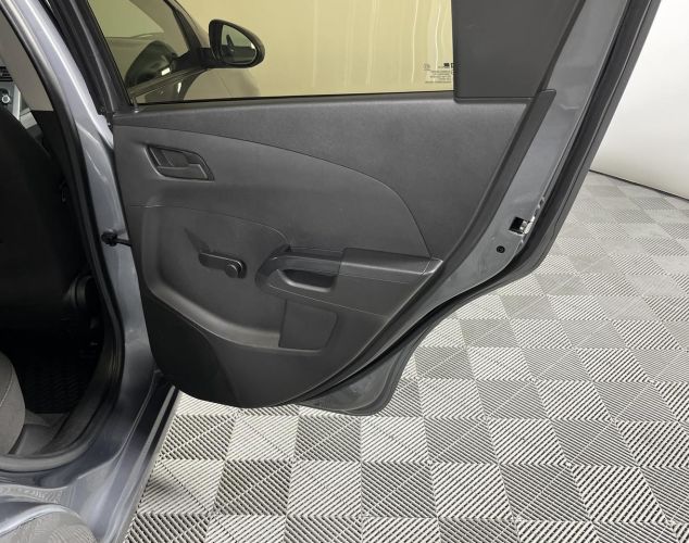 Chevrolet NAV Aveo  LT