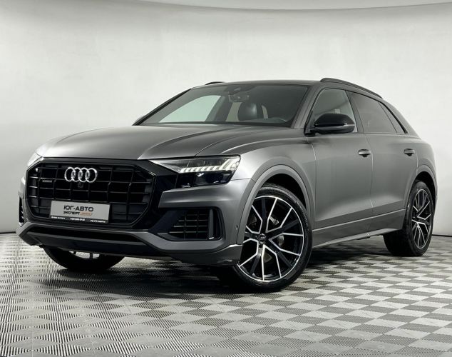 Audi Q8  