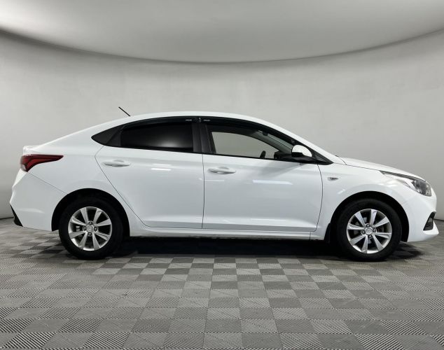 Hyundai Solaris  Active