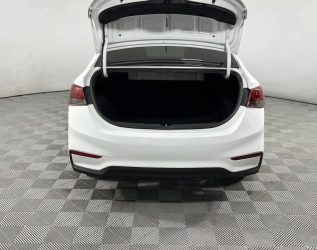 Hyundai Solaris  Active