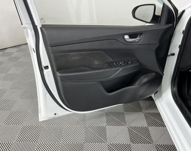 Hyundai Solaris  Active