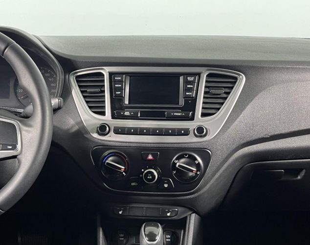 Hyundai Solaris  Active