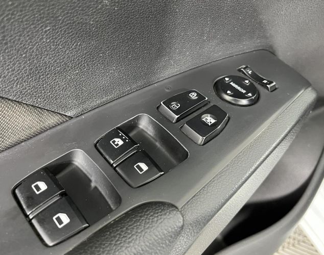 Hyundai Solaris  Active