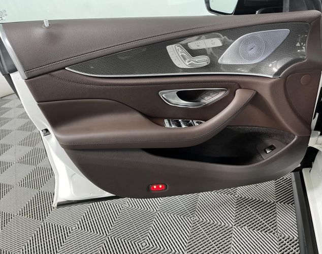 Mercedes-Benz CLS-Класс  