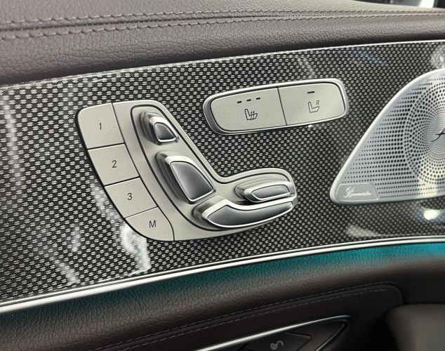 Mercedes-Benz CLS-Класс  