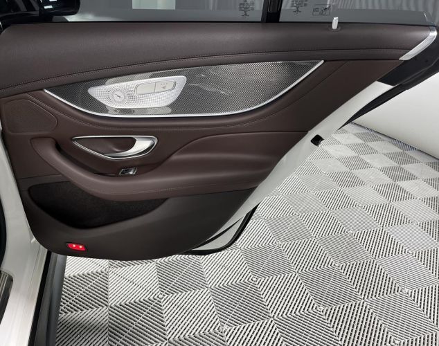 Mercedes-Benz CLS-Класс  