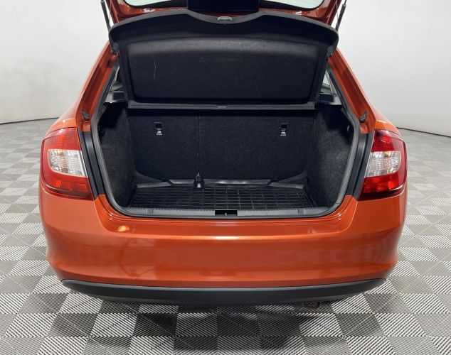 SKODA Rapid  Ambition