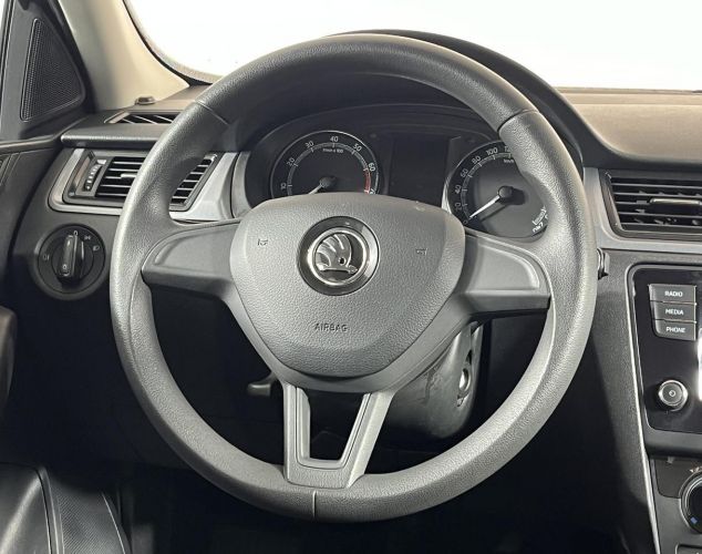 SKODA Rapid  Ambition