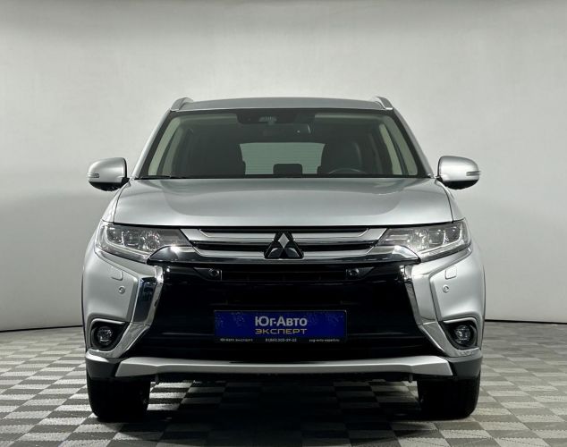 Mitsubishi Outlander  Intense 4WD