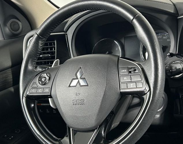 Mitsubishi Outlander  Intense 4WD