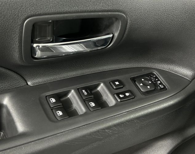 Mitsubishi Outlander  Intense 4WD