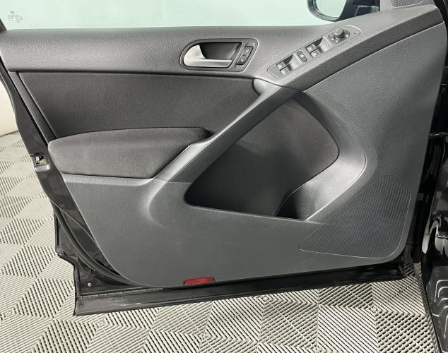 Volkswagen Tiguan  Avenue