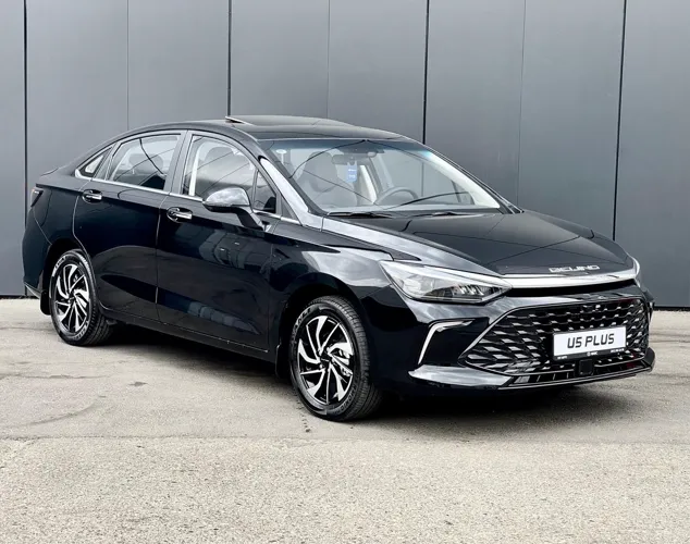 BAIC Ю5 Плюс (U5 Plus) 2025 Honor 1,5 CVT - фото 3